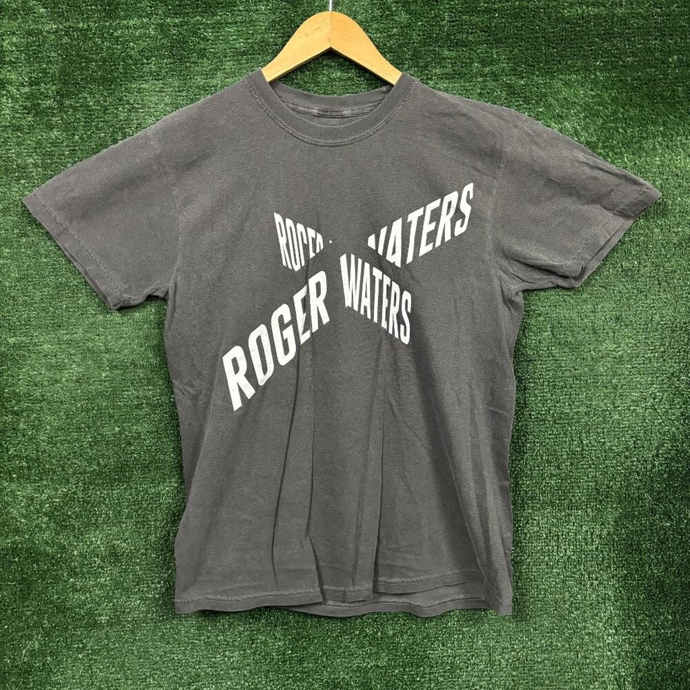 Roger Waters 'This Is Not A Drill' Tour Rock T-Shirt Size Medium